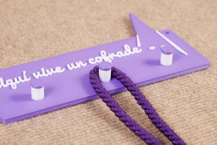 medallero-cofrade-expositor-medallas-hermandades-7