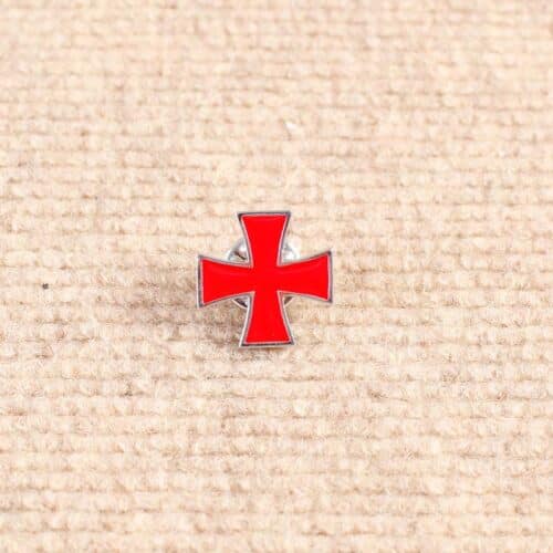 pin-cruz-malta-roja-1