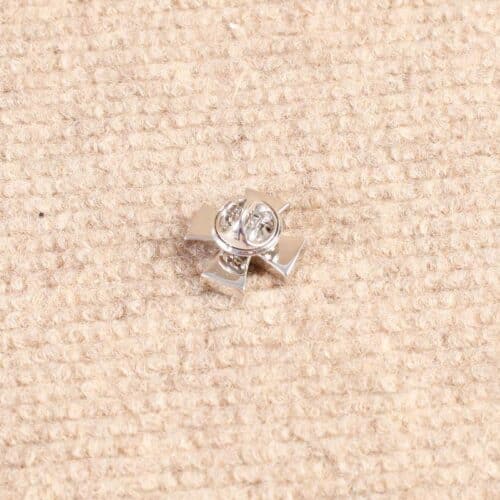 pin-cruz-malta-roja-2