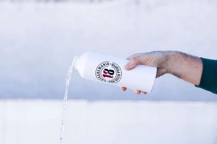 botella aluminio cofrademania