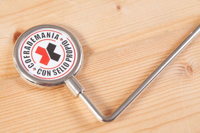 cuelgabolsos-cofrademania-1